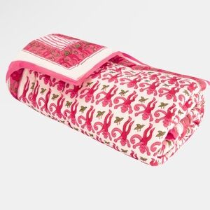 Roller rabbit baby quilt new